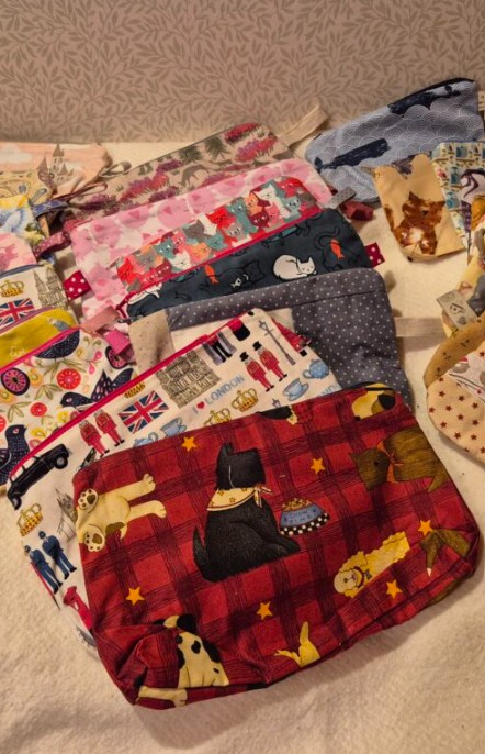 colourful midsize pochette